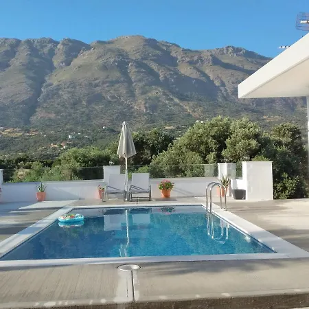 Maria Place Ferienhaus Triopetra